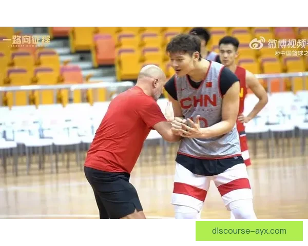 中国男篮热身赛逆转取胜展现奥运备战新气象拼搏精神与团队默契全面提升