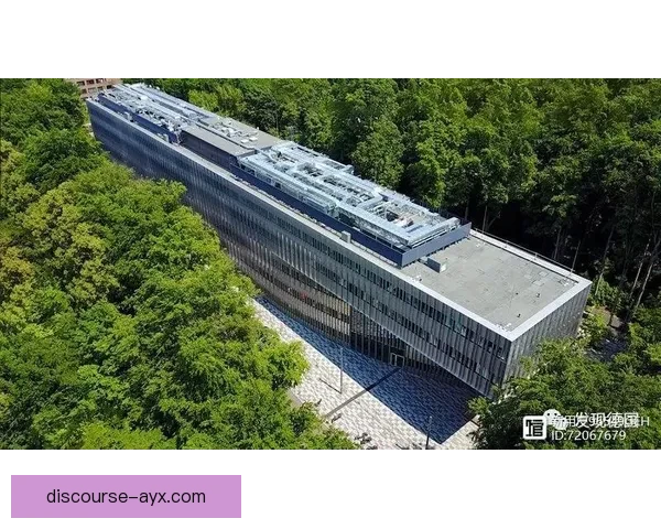 汉堡俱乐部重建计划提速新赛季冲击德甲荣耀之路升级青训引援战略 汉堡俱乐部重建计划提速新赛季冲击德甲荣耀之路升级青训引援战略