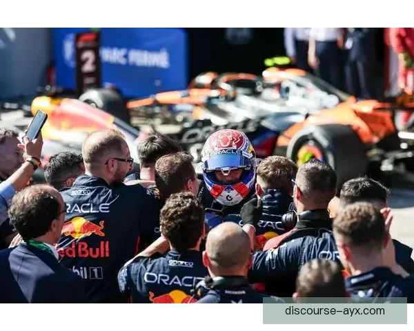 F1赛事最新动态：车队调整与新赛季备战引发热议